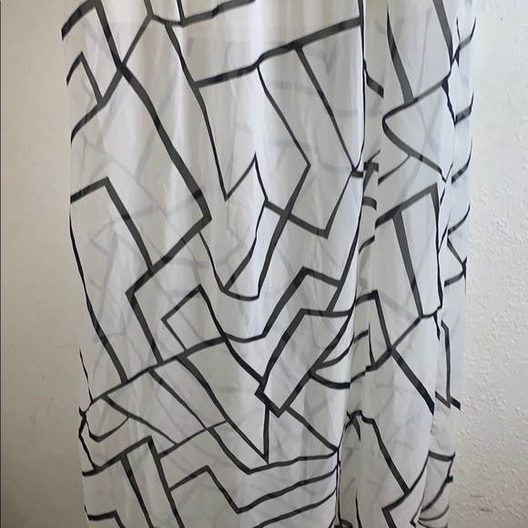 Windsor NWOT Geometric Black and White Strapless Dress - Picture 8 of 9